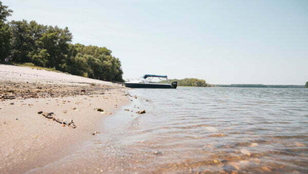 Turism pescăresc - brațele sălbatice ale dunării
