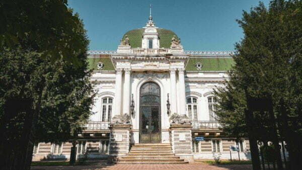 Turism pescăresc - Palatul Marincu