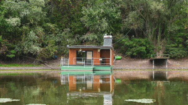 Turism pescăresc - Iani's Lake Braniștea